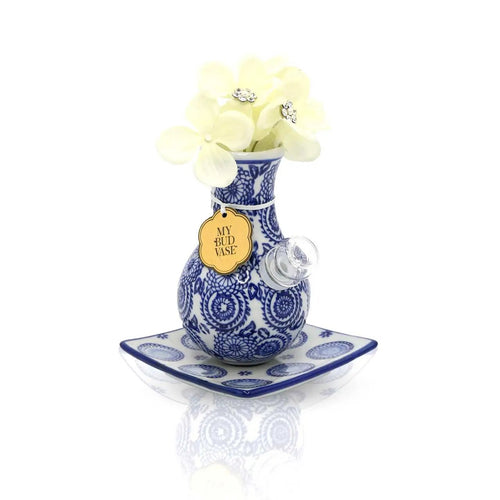 The Nightingale Vase Bong